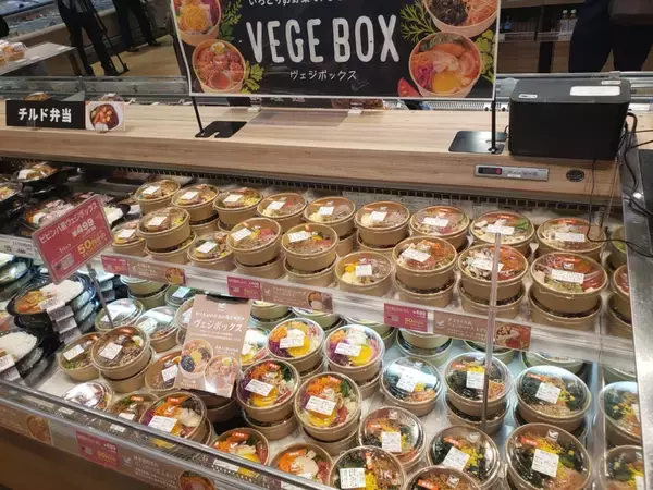 「【イトーヨーカ堂】健康志向に対応した新たな惣菜シリーズ追加、新スイーツや麺の刷新も」の画像