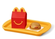 “ミニチュアマック”登場　ハッピーセットに全18種、人気アニメの「みんなでUNO」も