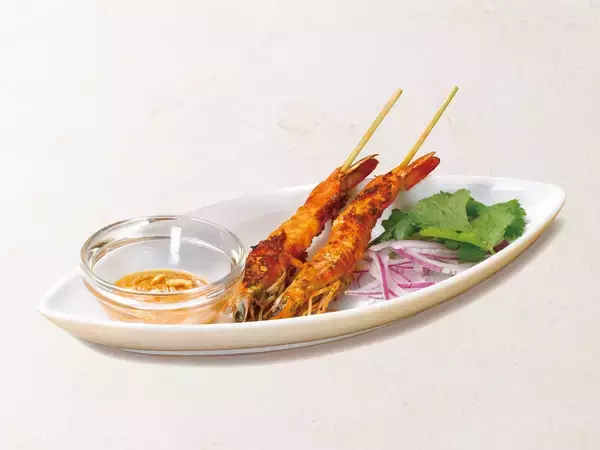 「ロイヤルホスト「シンガポールフェア」屋台料理をテーマにチキンライス･海老のサテー･シンガポールスリング風プチパフェ･タイガービールなど発売、7月11日から」の画像