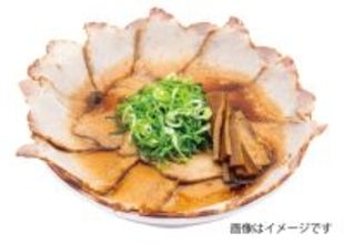 肉肉肉…肉の壁「肉盛りチャーシュー麺」が人気ラーメンチェーンで新登場　スープは「黒醤油」「白醤油」「味噌」の3種類