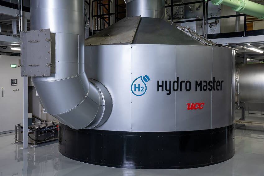 セブン-イレブン、「セブンカフェ 水素焙煎コーヒー」を全国発売へ、雑味のない澄んだ飲みごたえとフルーティでまろやかな酸味でノンユーザーにもアプローチ