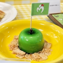 藤澤涼架(Mrs. GREEN APPLE)×ガスト『Chef RyoChan』、コラボ限定メニューや限定グッズを展開、上京当時の思い出チゲも復刻!