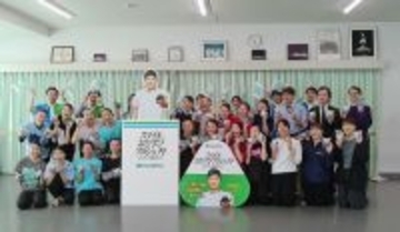 ファミリーマート、大谷選手と部活動応援　小中高17校におむすび差し入れ