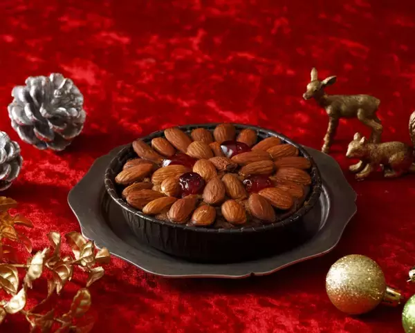 「【紀ノ国屋のクリスマス】シュトーレン･パネトーネ･ベラベッカなど、ヨーロッパの伝統菓子を展開」の画像