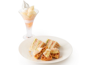 【タカノフルーツパーラー】丸ごと桃のデザートや桃のケーキパフェなど･･･桃スイーツをラインアップ