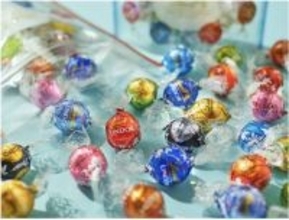 【人気企画】リンツのチョコ詰め放題　最大約1690円お得、アウトレットは初開催