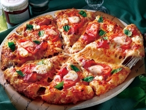 【ピザーラ】冬限定の3商品『生ハムの贅沢マルゲリータ』『フレッシュマッシュルームのマルゲリータ』『熟成ベーコンと北海道カマンベールのクリーミーピザ』【11月5日から】