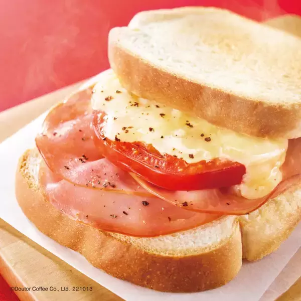 「ドトール 424円からのモーニングセット全面リニューアル、ハムタマゴサラダ･スモークチキンポテト･あつあつハムチーズ発売」の画像