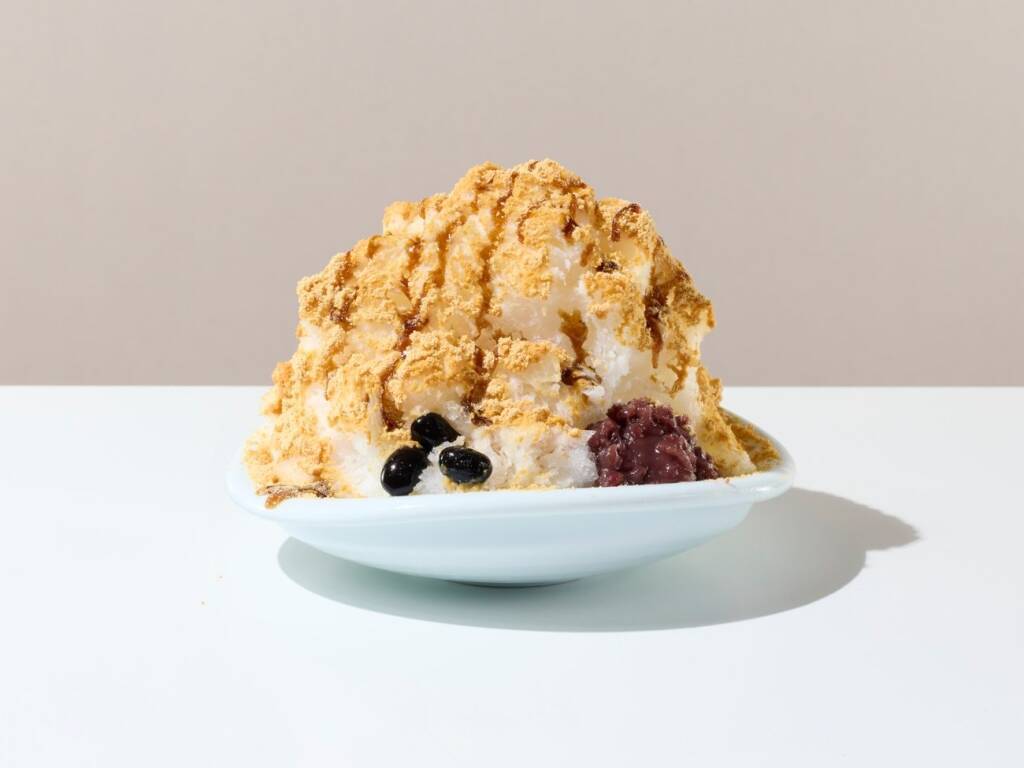 【ココス】夏の定番“純氷ふわふわかき氷 第2弾”、ザクザク食感の「ドバイチョコ」や毎年人気の「しろくま」などが登場