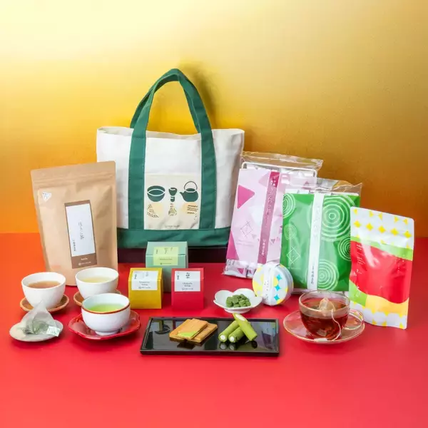 「祇園辻利「迎春福袋2026」2種の一般販売スタート、人気の抹茶菓子&お茶とトートバッグなどをセットに」の画像