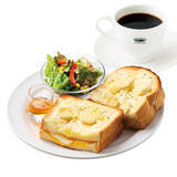 「5種チーズ×はちみつのサンドイッチ発売、スタッフ発案レシピを商品化/トラディショナル･ホットケーキの冬季限定メニューは苺×チョコ【珈琲館･珈琲館 蔵】」の画像1