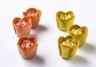 『WICKED(ウィキッド)』とコラボしたスペシャルボックス発売!“エメラルドシティ”を目指すエルファバとグリンダをデザイン【TOKYO TULIP ROSE】