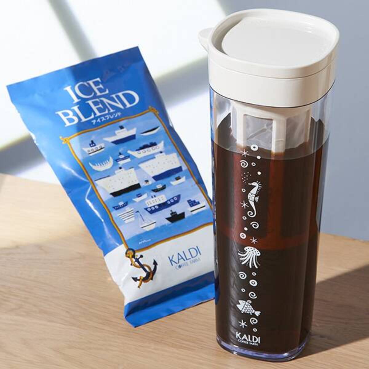 カルディ 限定カラーのボトル付「横置きできる!本格水出しコーヒー 