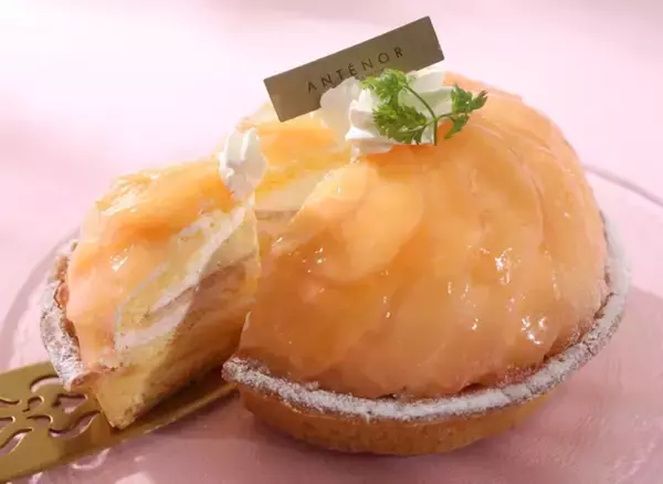 アンテノール「桃フェスタ」開催、まるごと桃ケーキや桃のショートケーキなど販売