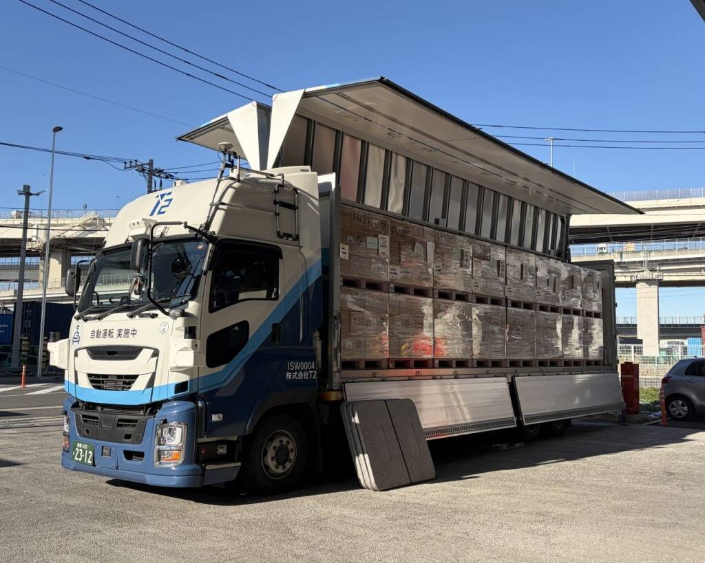 「これからのメーカーは作るだけでは足りない」ネスレ日本、自動運転トラックが横浜から関西へ出発、幹線物流の新段階へ