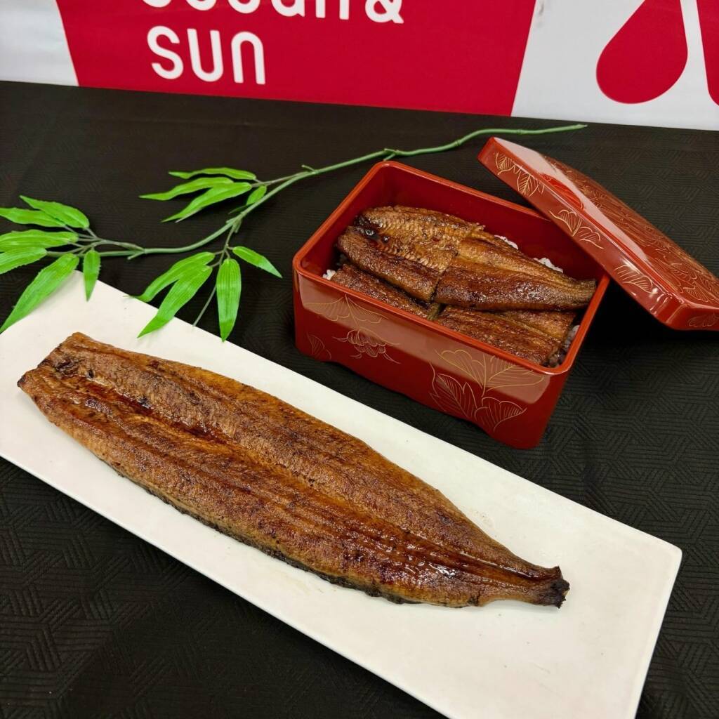 モスから2個で6,000円の「国産鰻重バーガー」登場、2個で1尾分のうなぎ蒲焼きを使用【オンラインショップ･1,000セット限定】