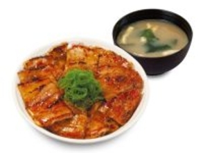 【松屋】香ばしく炙った肉の絨毯、「炙り十勝豚丼」復活発売