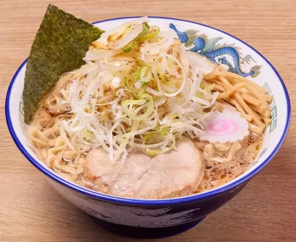 「【舎鈴】季節限定の新商品「ネギらーめん」登場/ 香ばしく仕上げたネギ“たっぷり”」の画像