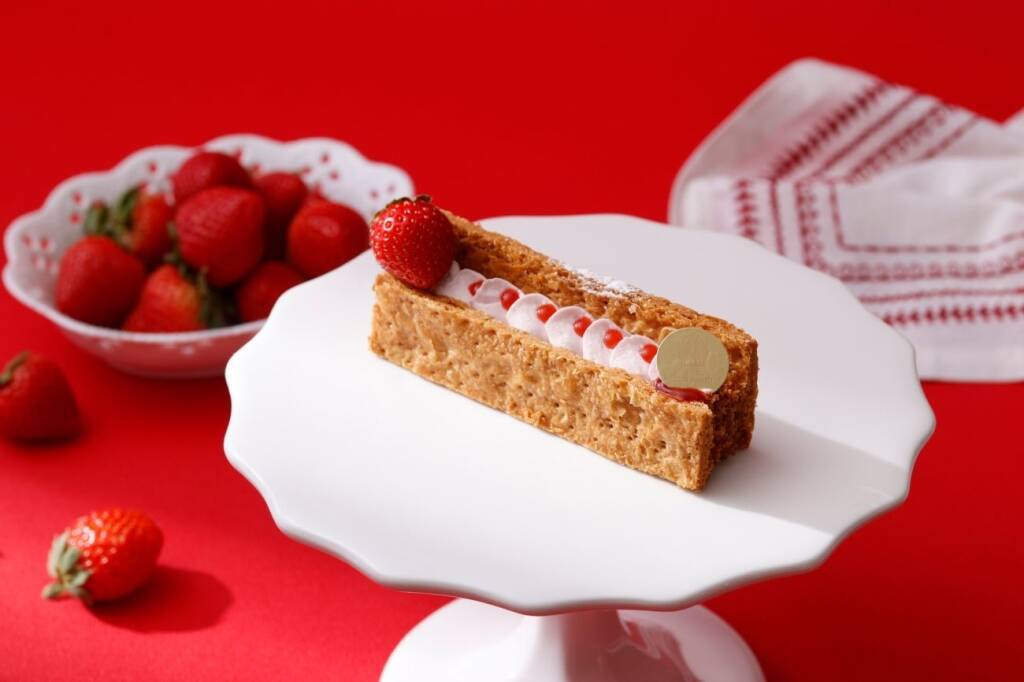 苺の新作パフェにあまおうのショートケーキ、タルト、ミルフィーユ、ムースまで　期間限定の「苺フェア」が開催