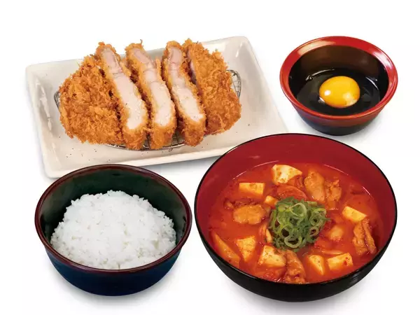 【松のや】『鶏豆腐キムチチゲ』新登場!  ロースかつ、牡蠣フライなどを組み合わせた  定食3品発売