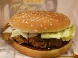 「マクドナルド、ご当地グルメの新作バーガー５種を発売 北海道･名古屋･博多･金沢の味を再現 / Lサイズより大きい「グランドサイズ」のポテト･ドリンクも登場」の画像3