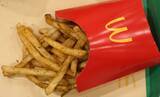「マクドナルド、ご当地グルメの新作バーガー５種を発売 北海道･名古屋･博多･金沢の味を再現 / Lサイズより大きい「グランドサイズ」のポテト･ドリンクも登場」の画像4
