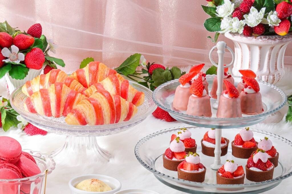 1ピース1,540円のケーキが食べ放題!あまおうナポレオンパイやいちごカヌレ･クロワッサンなど…いちごづくしのスイーツビュッフェ【ホテルニューオータニ幕張】