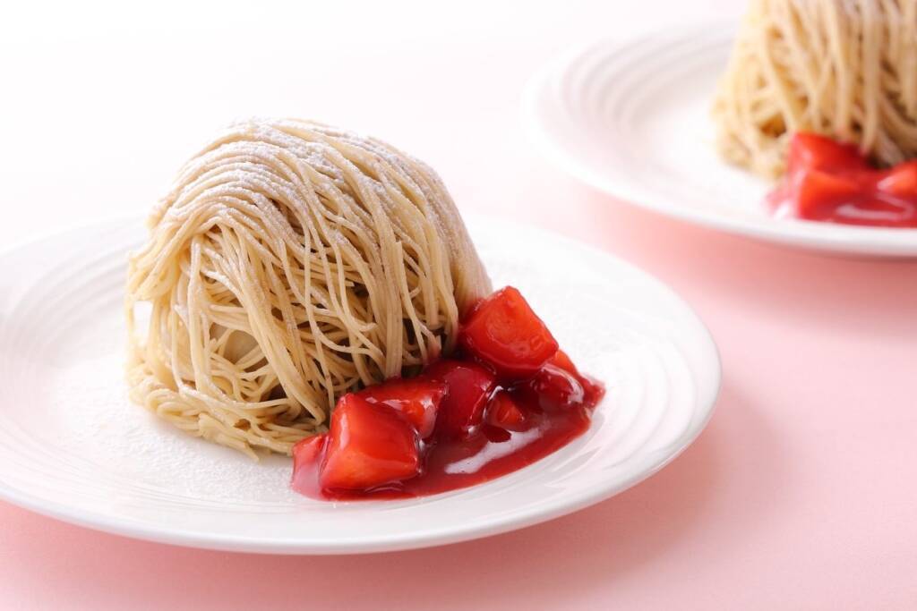 1ピース1,540円のケーキが食べ放題!あまおうナポレオンパイやいちごカヌレ･クロワッサンなど…いちごづくしのスイーツビュッフェ【ホテルニューオータニ幕張】