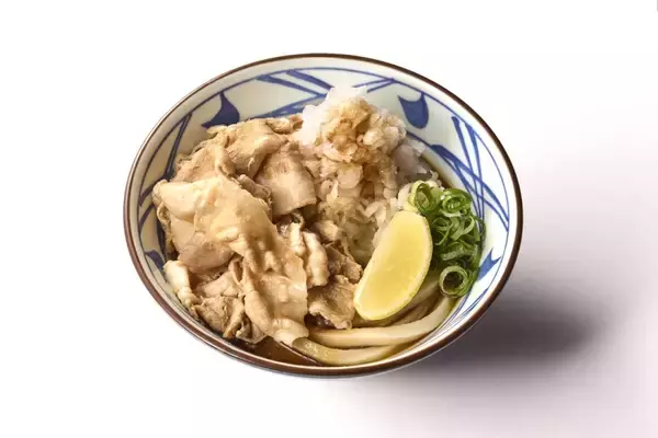 「丸亀製麺、沖縄離島初の石垣島店オープン/島豆腐や鶏肉…地産地消の食材を使った限定メニューやタコライス、ジューシーなど展開」の画像