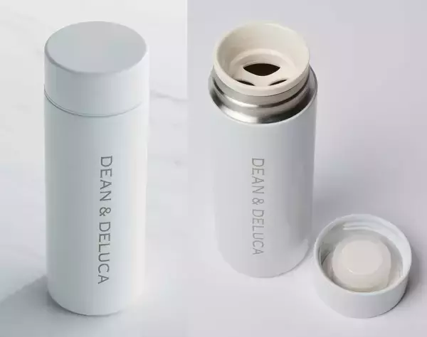 「DEAN & DELUCA「福袋2026」受付開始、赤い限定トートにクッキー缶･ボトル･ポップコーンなど詰め合わせ」の画像