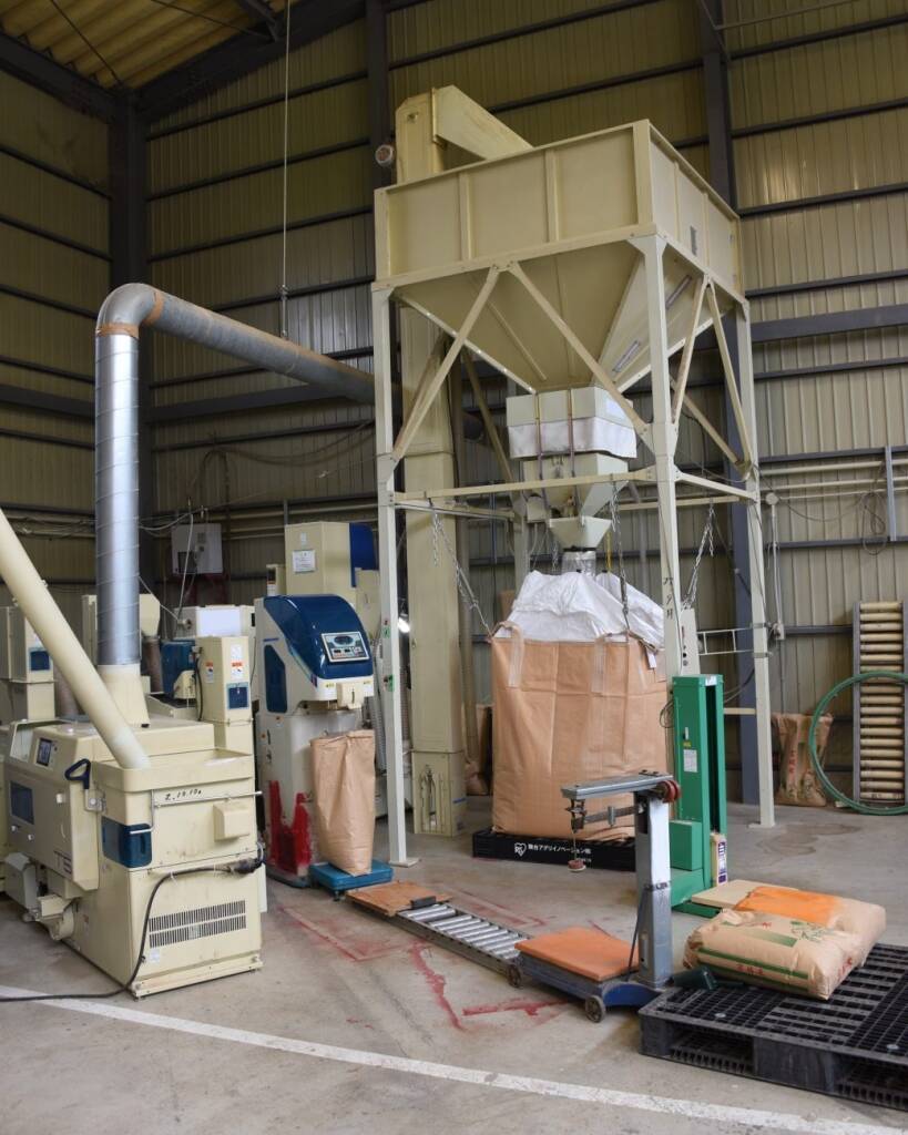 アイリスグループ、農業参入初年度の収穫作業進む/「雨も多くやきもきしていたが、無事収穫できほっとしている」＝大山社長
