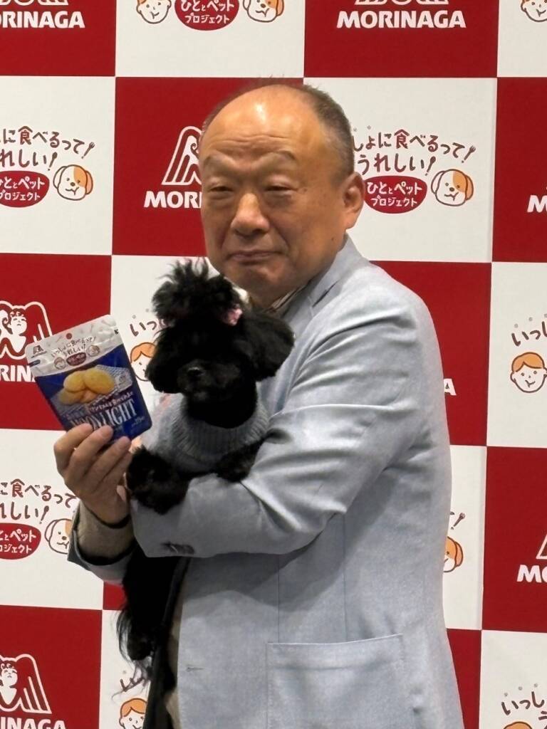 飼い主と愛犬が一緒に食べるおやつ開発、森永製菓がペット市場に参入へ　「共食」で新市場創出めざす