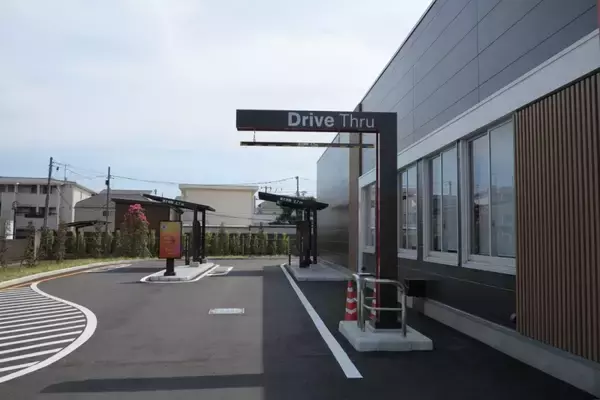 「マクドナルド、店舗体験を刷新 “デジタル×人”で売上伸ばす」の画像