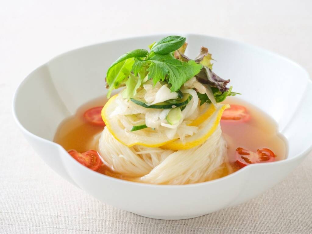 【不二製油】万博共創メニューが実店舗で発売、植物性ダシで各地の名物を植物性に