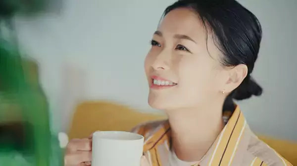 「味の素AGF、インスタントコーヒーの新CMに榮倉奈々さん起用、コスパ･タイパの魅力を訴求」の画像