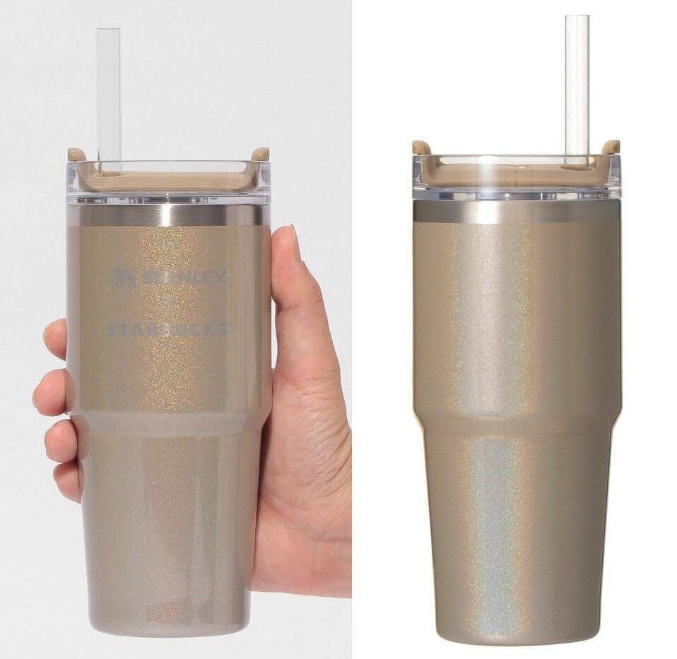 【スタバ】クリスマスグッズ発売、ホリデー気分が高まるマグカップやボトルを展開