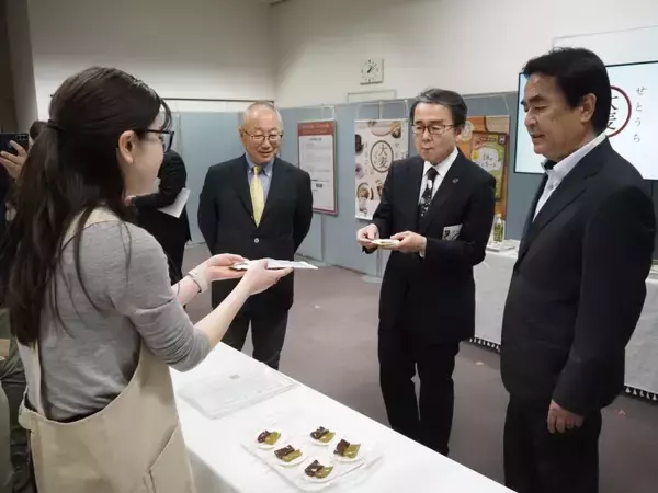「はだか麦を活用した“溶けないアイス”、吉原食糧が参画する瀬戸内麦推進協議会が開発」の画像