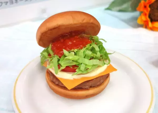 「モスバーガー、新作「アボカド タコスバーガー」発売　昨夏300万食の人気シリーズ強化、ブラックアンガスバーガーも」の画像