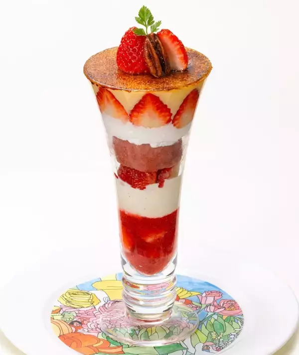 「【ロイヤルホスト】国産苺デザートフェアを開催、「苺のパイ・ア・ラ・モード」など3品が登場　第1弾は1月15日から」の画像