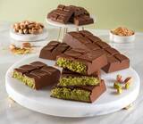 「ゴディバのドバイチョコが期間･数量限定で販売開始「ミルクチョコレートタブレット ピスタチオ&クリスピーカダイフ」」の画像1