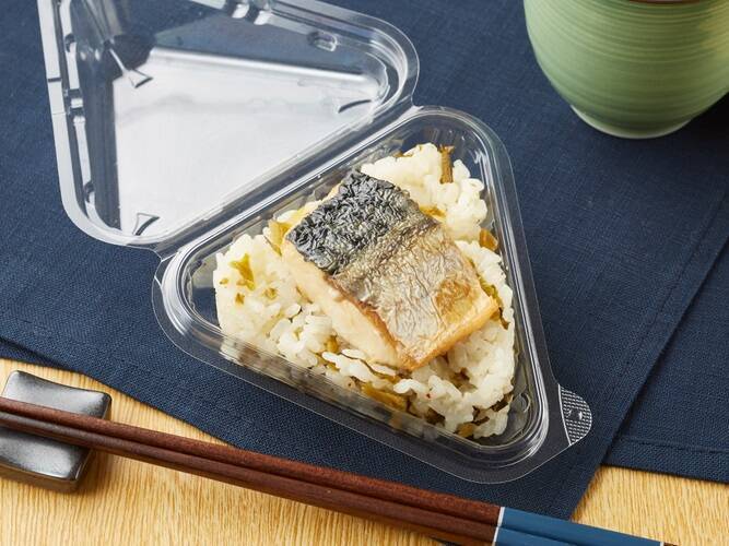 ミニストップ、箸で楽しむ“新感覚のおにぎり”「さば高菜」「鮭といくら」5月10日発売、店内調理で提供、2種類の具材を贅沢に使用