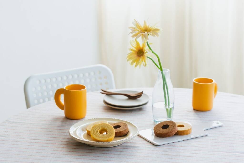 ユーハイム 手のひらサイズの「リトルバウム」発売/バター&生クリームのコクと、ふんわり食感が楽しめる