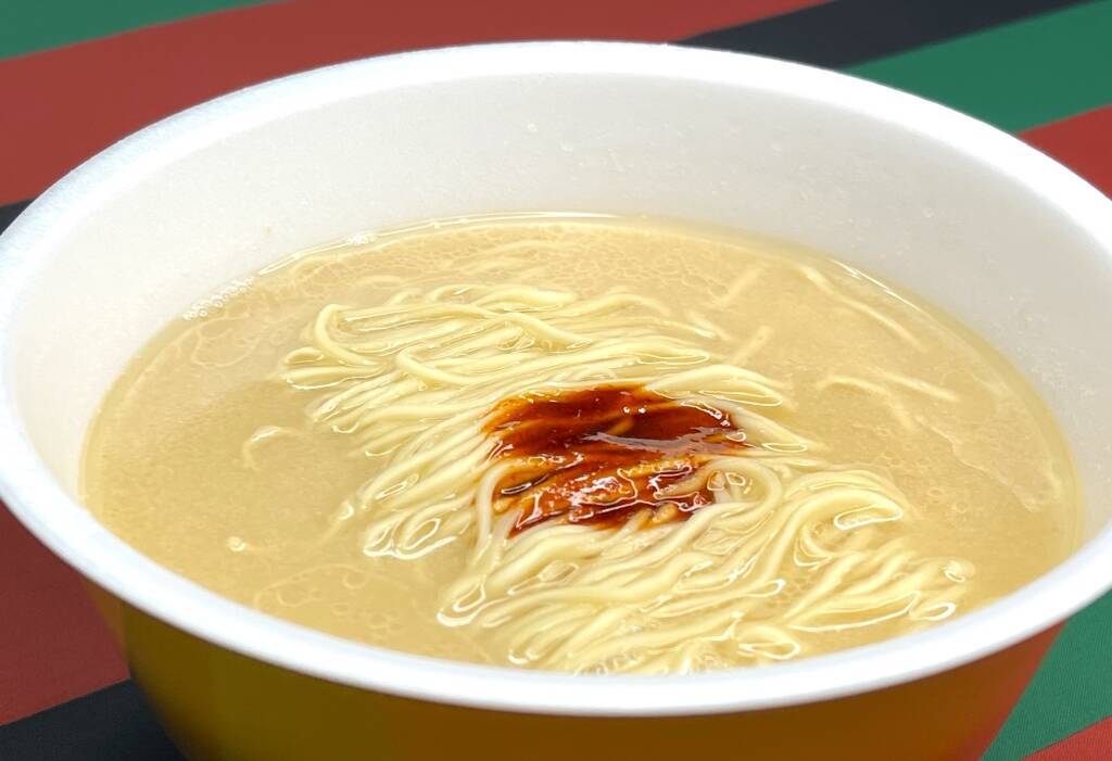 カップ麺「一蘭とんこつ」初リニューアルで麺増量、スープ･秘伝のたれも改良、全国の一蘭や公式通販、一部小売店で4月1日から