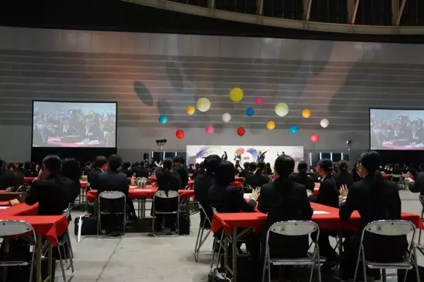 「日清医療食品とエームサービス、アートやゲーム、フォトコンテストで新入社員を歓迎」の画像