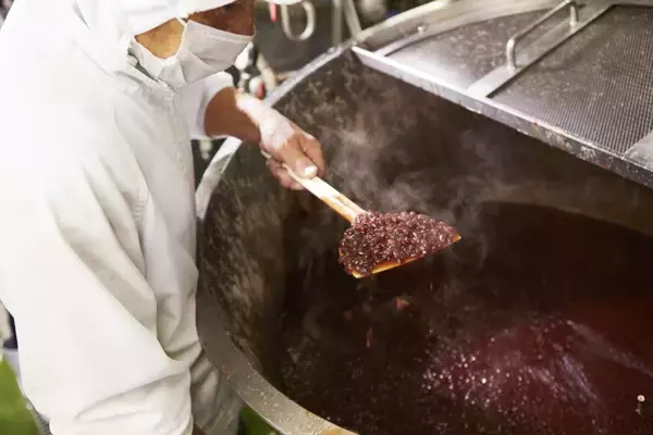 「文明堂「ドラえもん どら焼き」誕生日限定デザインで登場　「ドラえもん お誕生日カステラ」も発売」の画像