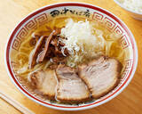 「麺やスープだけでなく丼も冷やす　夏季限定「冷やかけ中華そば」発売【中華そば専門 田中そば店】」の画像1