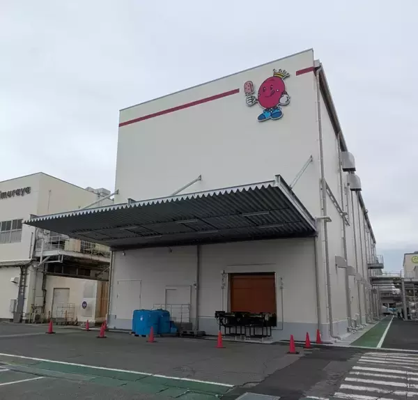 「井村屋新工場「アイスFACTORY」竣工　あずきバー4億本体制へ、海外も強化」の画像