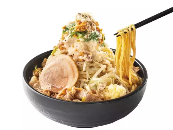 「総カロリー約2,200kcal…「モンスター級」丼が販売　大盛ライス3杯分、並盛の2倍のすたみな焼き、チャーシュー、ポテサラ、チーズまで」の画像