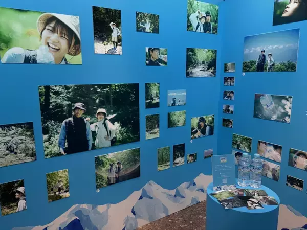 「「サントリー天然水」、4水源の魅力を写真と音声で発信 J-WAVE「GURU GURU!」出演者が各地の山を訪問」の画像