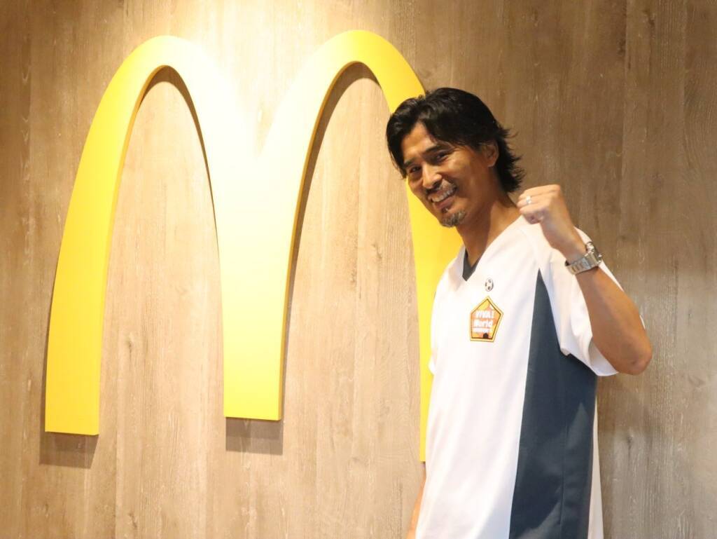 マクドナルド、FIFAワールドカップ26記念の「VIVA!ワールドマック」発売　新商品発表会に岡田准一、中澤佑二、影山優佳が登場 / 中澤佑二が予想するW杯決勝カードは？